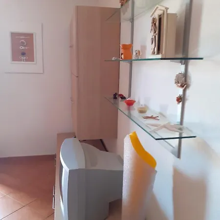 Airport Butterfly Apartment Olbia