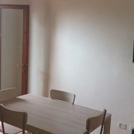 Airport Butterfly Apartment
